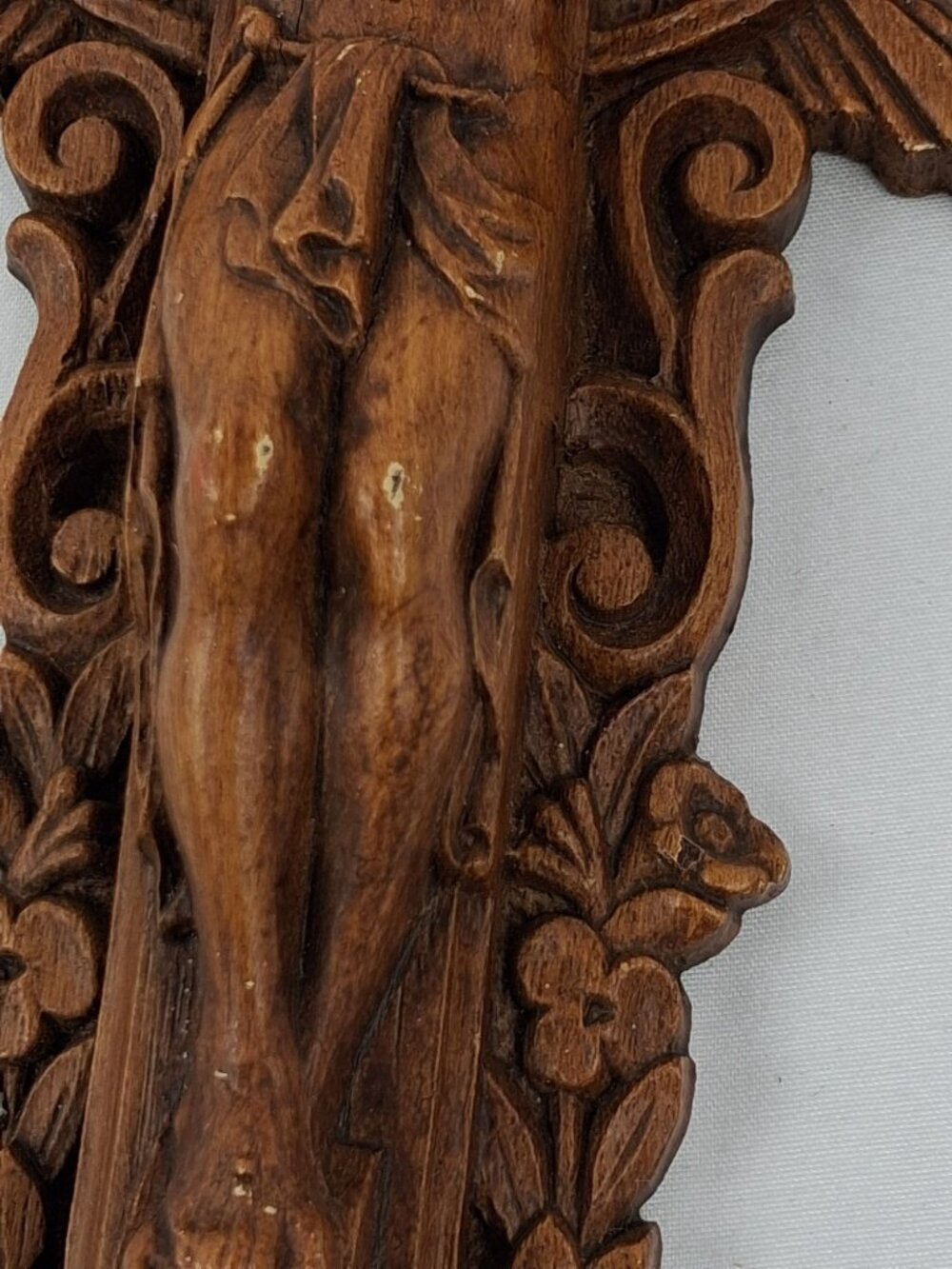 Vtg Burwood Faux Wood Ornate Jesus Crucifix w/INRI Religious Cross 13" x 8.5" - Picture 11 of 14